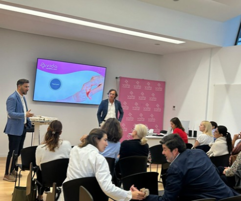 Vida Recoletas Salud celebra un encuentro de intercambio científico y profesional con especialistas en medicina reproductiva de Alemania